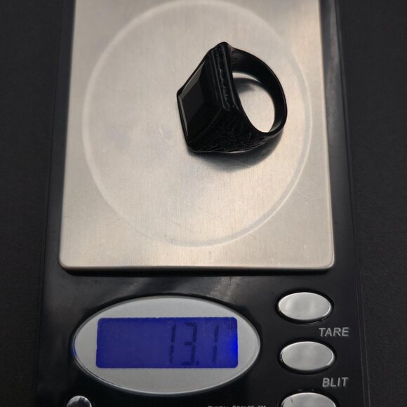 Size 9.5 Black Plated Black Stone Scrolled Accents Ring A7035 - Picture 8 of 8